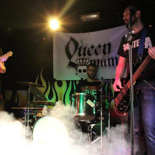 Bild von einem Auftritt der Band
