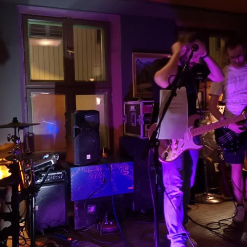 Bild von einem Auftritt der Band